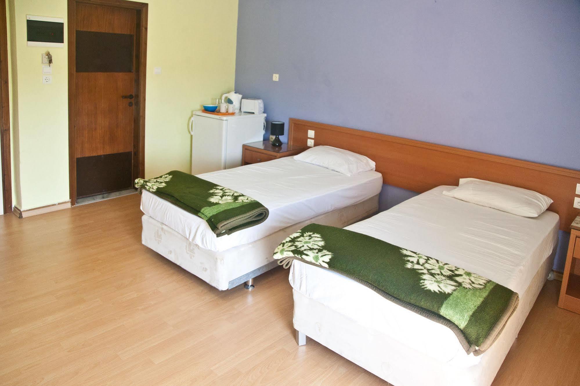 Rea Hotel ฟาลิรากี ภายนอก รูปภาพ